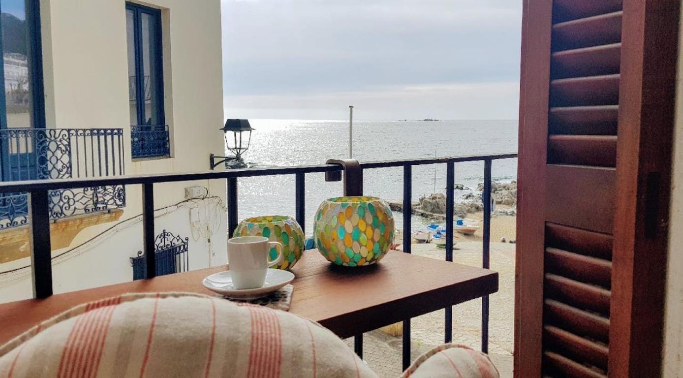 Calella Port Bo - Sea Sand Sun カレリャ・デ・パラフルジェリ エクステリア 写真