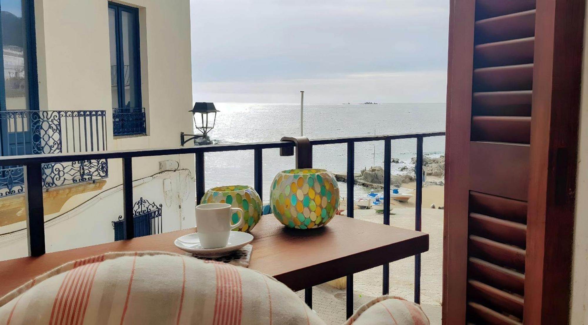 Calella Port Bo - Sea Sand Sun カレリャ・デ・パラフルジェリ エクステリア 写真